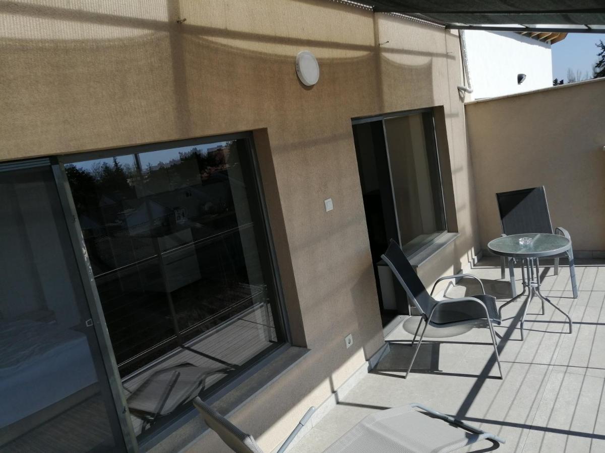 Lux Apartman Balatonfüred Buitenkant foto