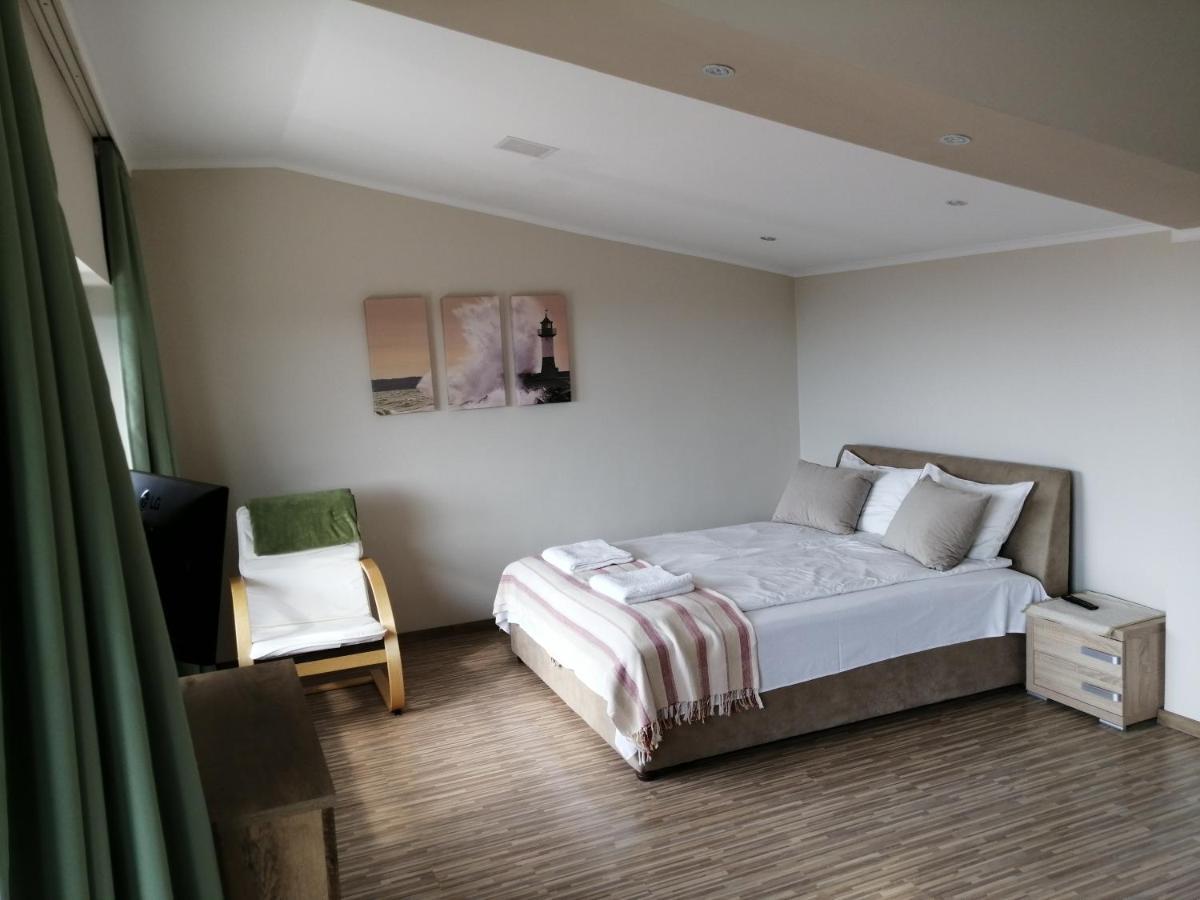 Lux Apartman Balatonfüred Buitenkant foto