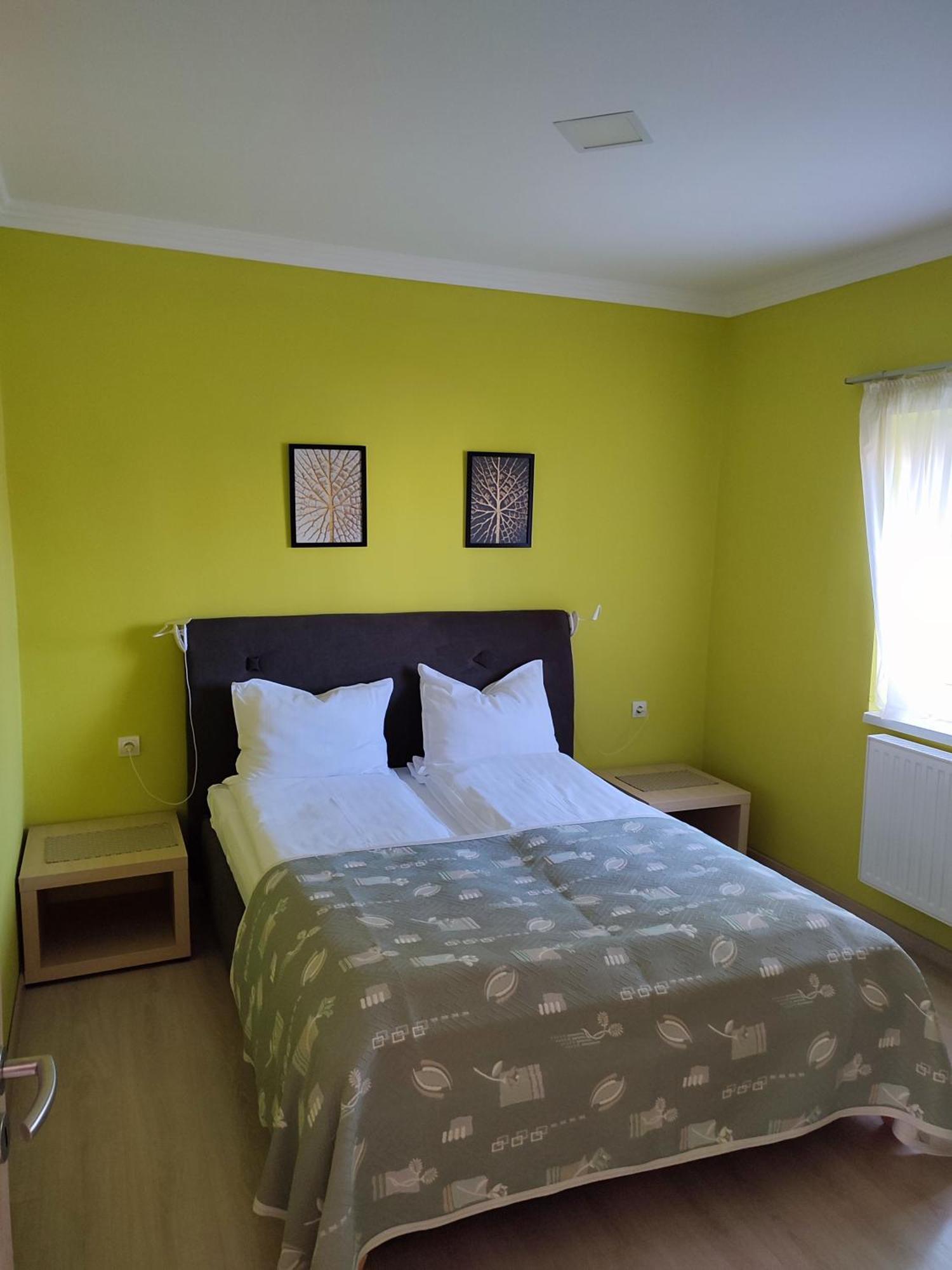 Lux Apartman Balatonfüred Buitenkant foto