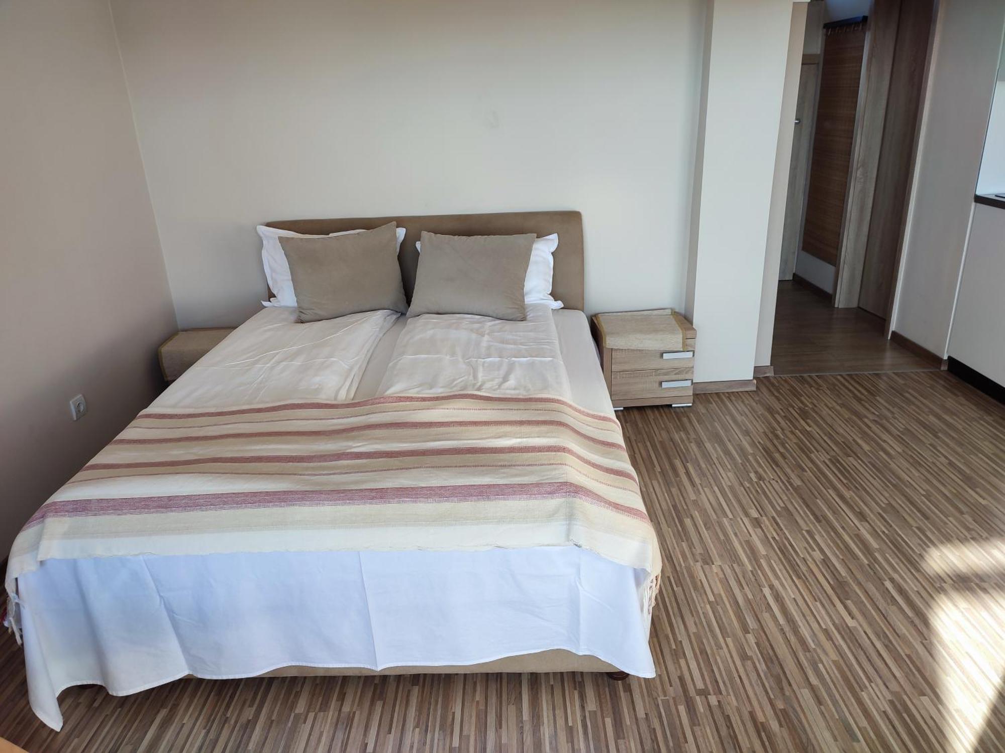 Lux Apartman Balatonfüred Buitenkant foto